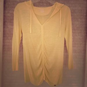 Calvin Klein pale yellow 3/4 sleeve sheer shirt